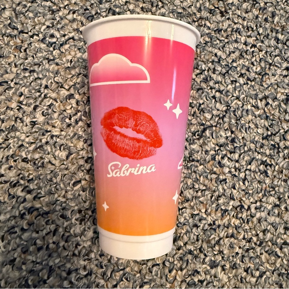 NEW DUNKIN DONUTS Sabrina Carpenter Collectible
Cup